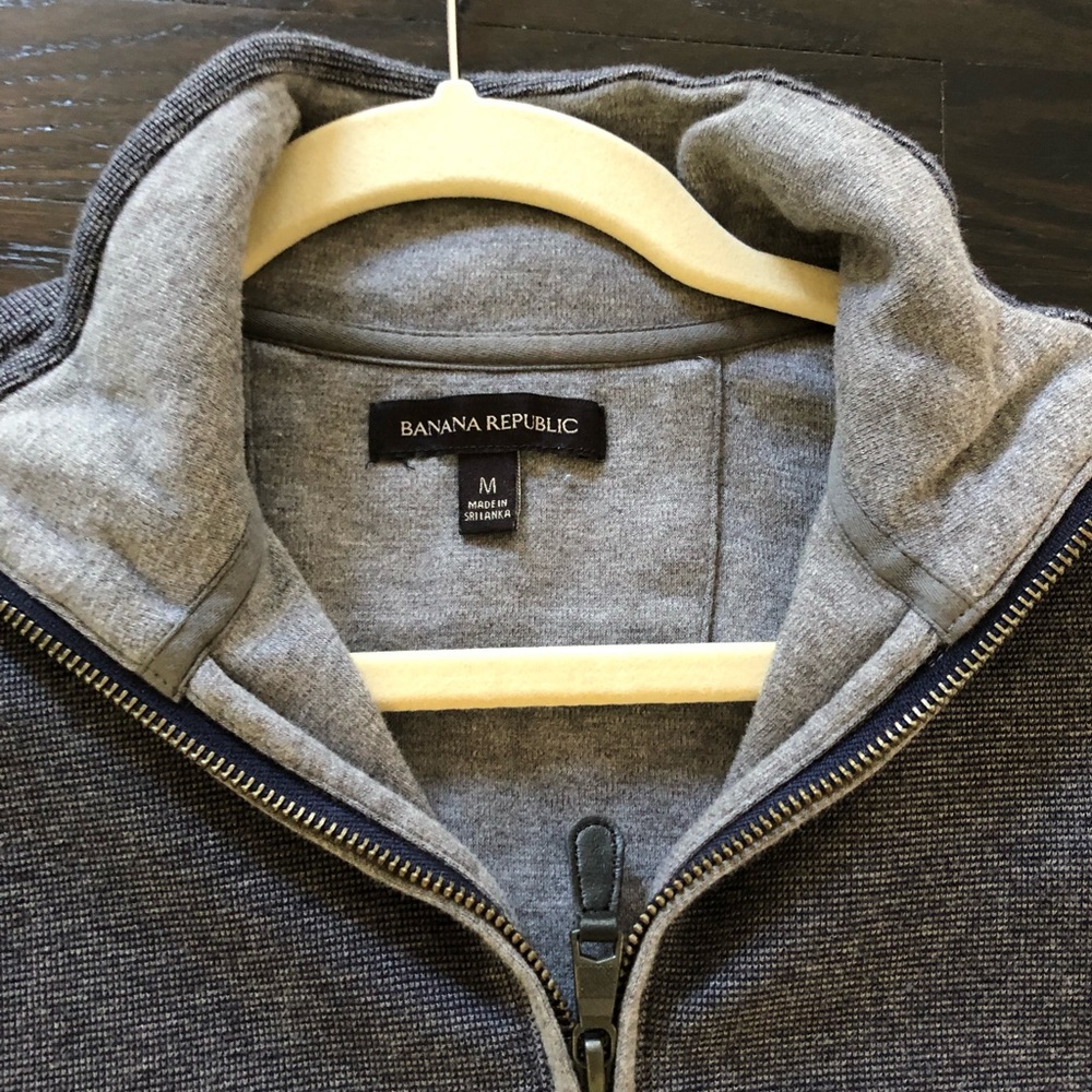 Banana Republic Sweater Men’s Medium